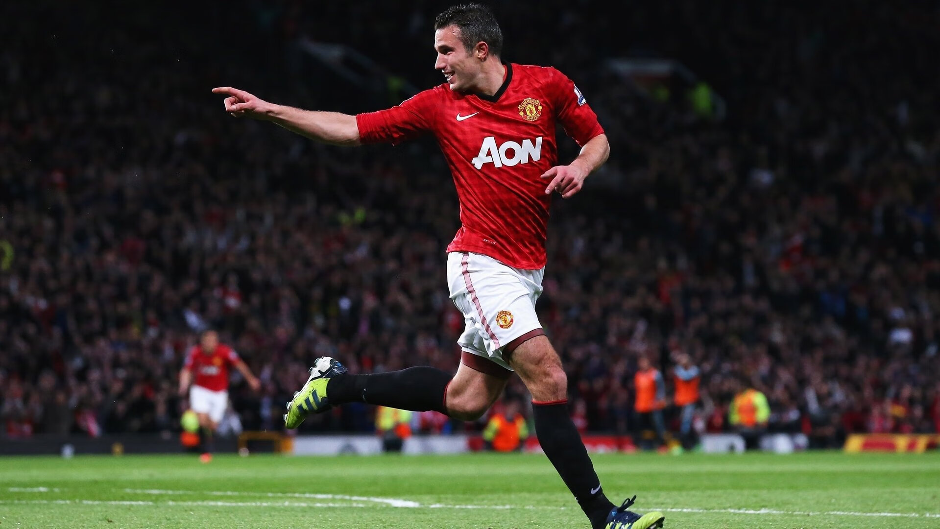 开云体育官方网站-当齐鲁铁骑遇上俄城雷霆，布克导演的绝杀之夜与篮球文化的无声对话